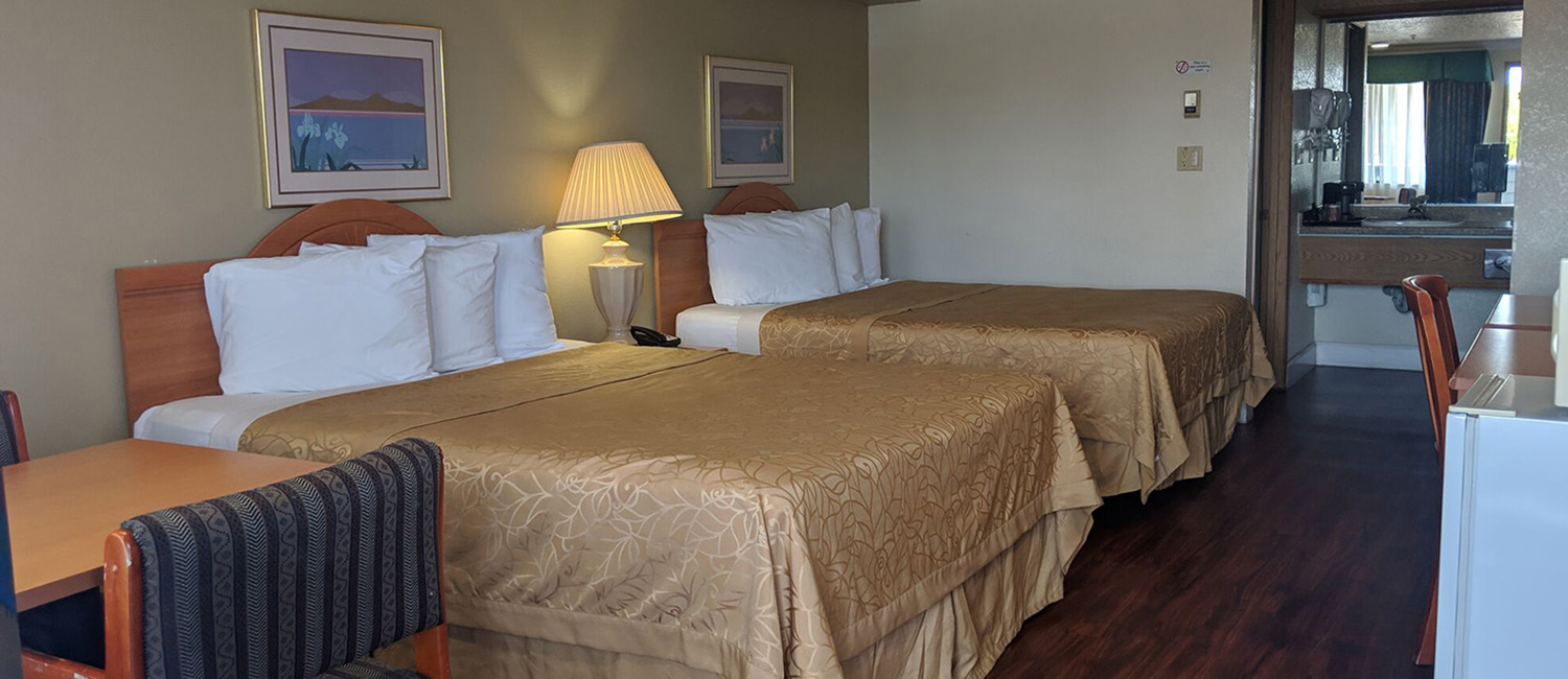 FAMILY-FRIENDLY GUEST ROOMS ARE AVAILABLE AT BUDGET INN CORCORAN